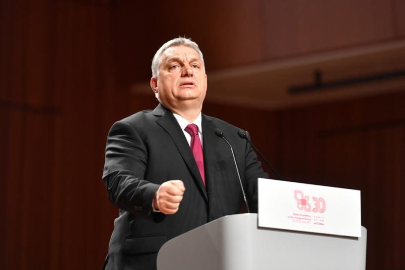 Orbán menace de quitter le Parti populaire européen