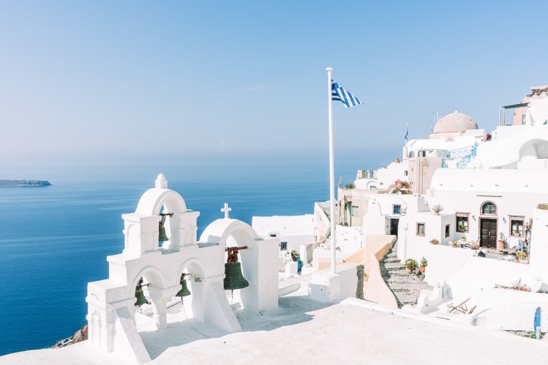 La Grèce se prépare à accueillir les touristes