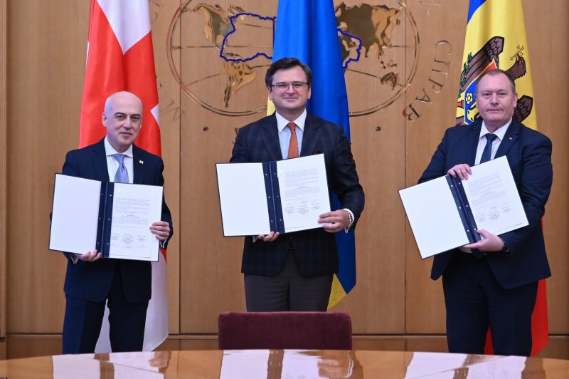 Élargissement : la Géorgie, la Moldavie et l'Ukraine officialisent leur coopération