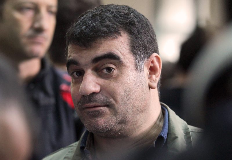 Menacé de mort, un journaliste tire la sonnette d'alarme sur la liberté de la presse en Grèce