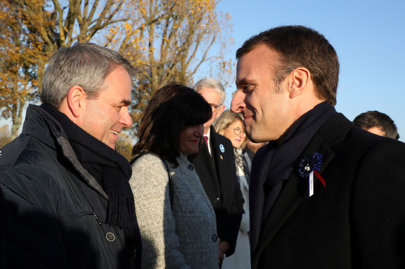 Emmanuel Macron est « un destructeur », fustige Xavier Bertrand