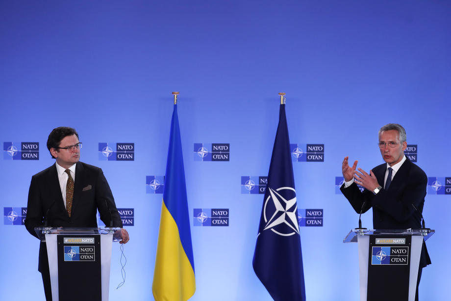 Ukraine&rsquo;s Foreign Minister meets with NATO Secretary General