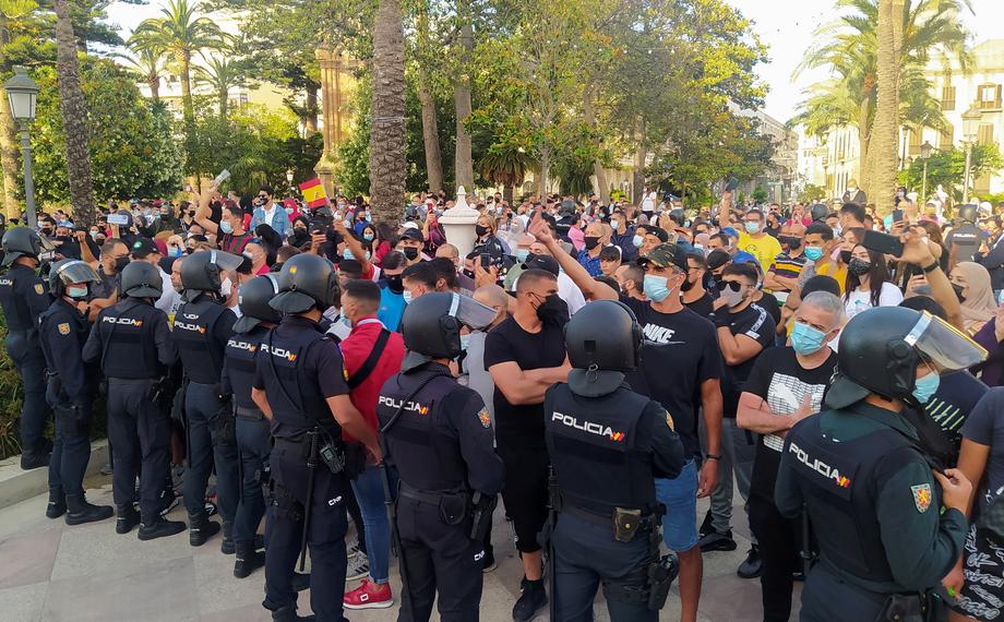 Spanish far-right party VOX rally called off sparks protests