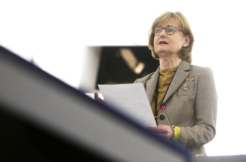 EP-082058C_PLENARY_Votes