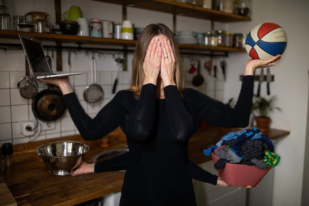 A,Busy,Mom,Doing,Everything,At,Once.