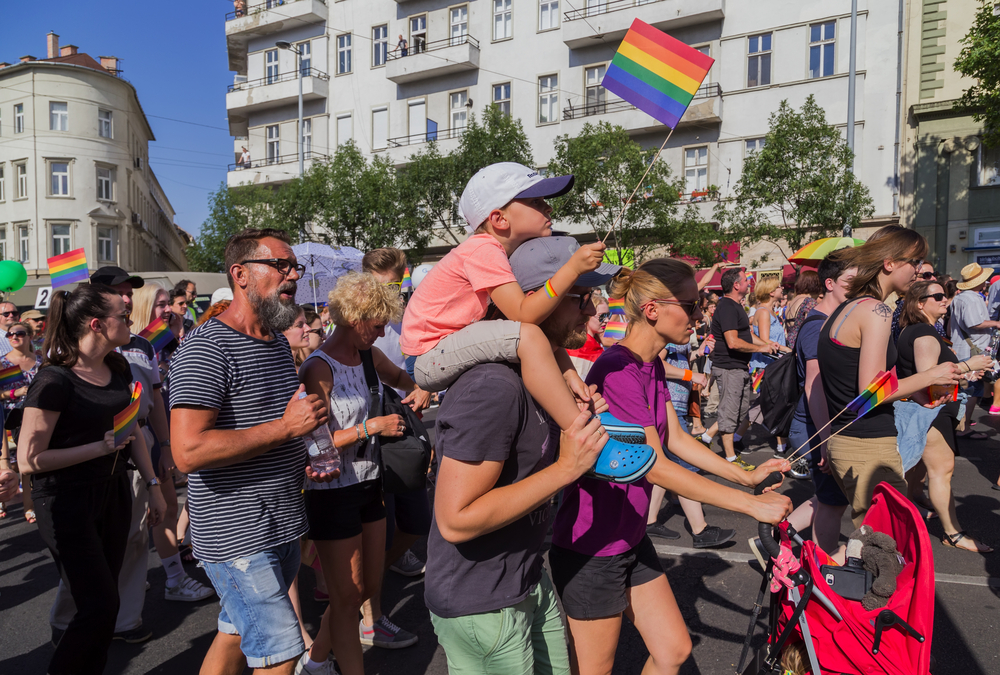 Budapest,,Hungary,-,July,8.,2017,:,Unidentified,People,Take