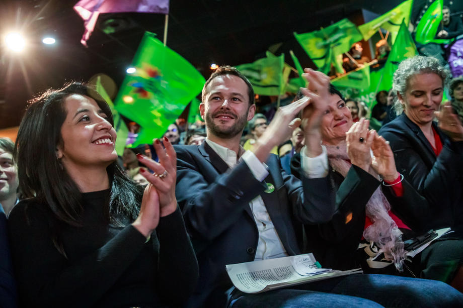 French Ecologist party campaigns for Paris mayoral election campaign