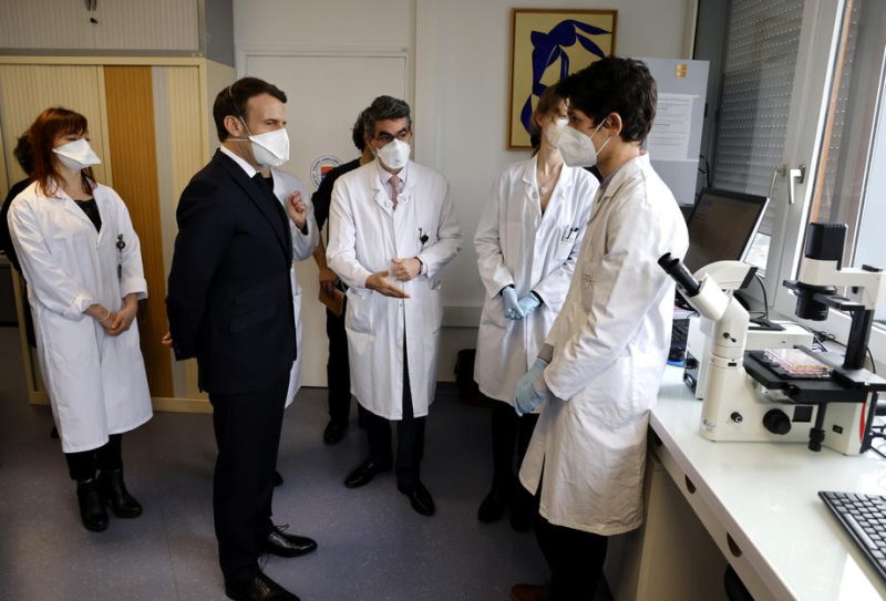 Emmanuel Macron veut investir plus de 7 milliards d’euros dans l’innovation en santé