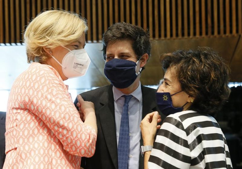 Accord sur la PAC : "Bon accord" pour Denormandie, "désastre" pour les écologistes