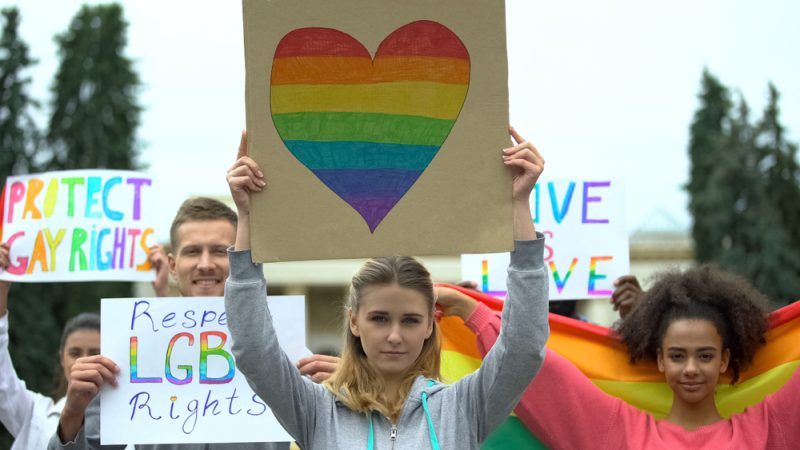 En Géorgie, une marche des fiertés LGBT annulée après des violences