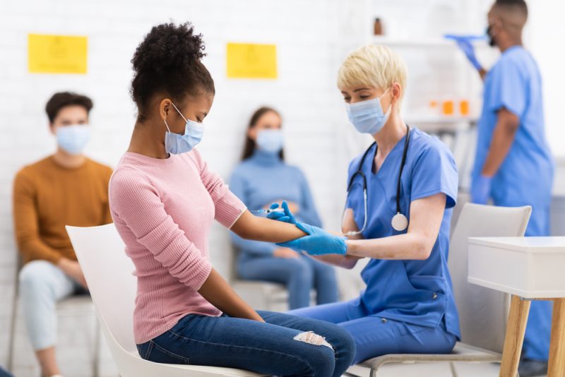 Covid-19 : la HAS approuve l’utilisation du vaccin Moderna pour les 12-17 ans