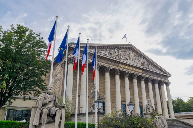DSA : le projet de loi séparatisme accusé de court-circuiter le débat européen