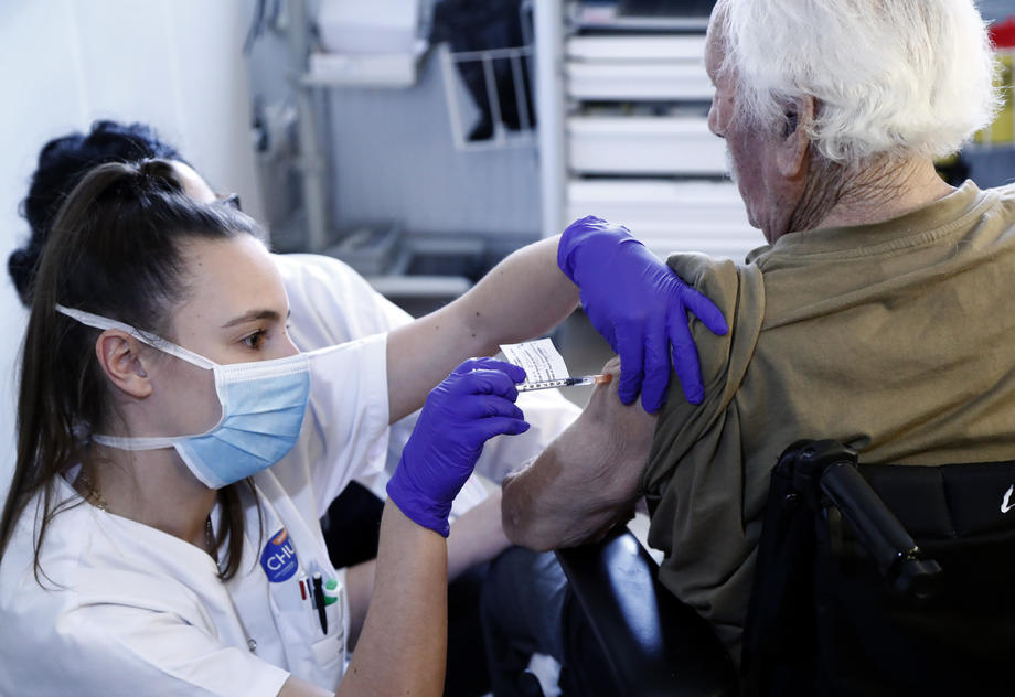 COVID-19 vaccination campaign in France