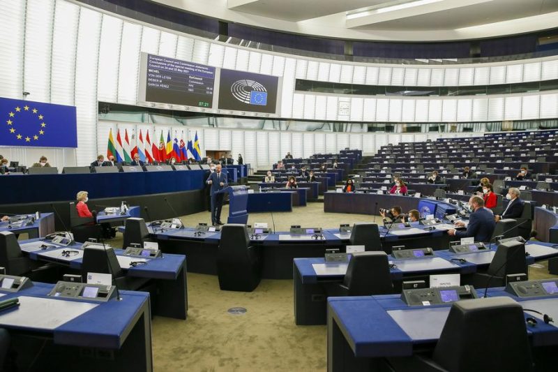 Le Parlement européen exhorte l'UE à boycotter les Jeux olympiques de Pékin