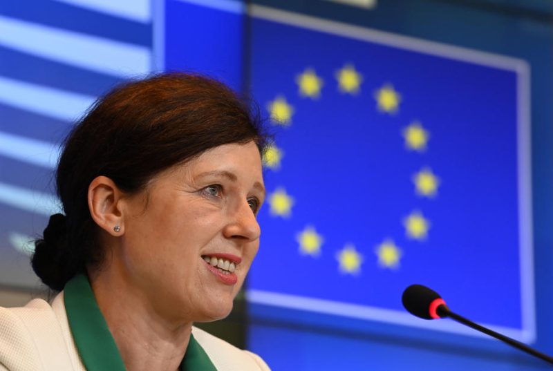 UE : Budapest et Varsovie épinglés dans le nouveau rapport sur l'Etat de droit