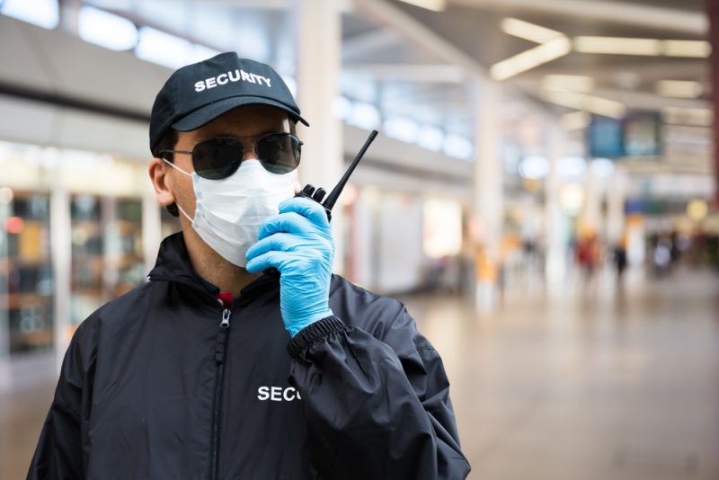 Comment le passe sanitaire crée une pénurie d’agents de sécurité