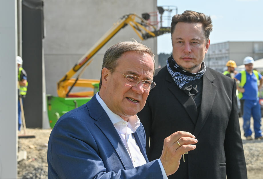 Tesla CEO Musk visits Gigafactory construction site
