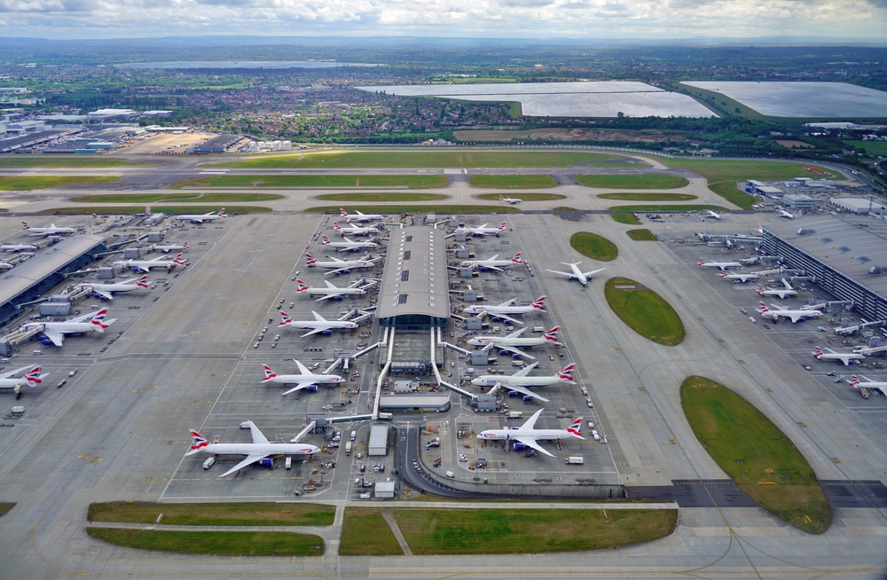 Heathrow,,England,-12,May,2017-,View,Of,Airplanes,From,British