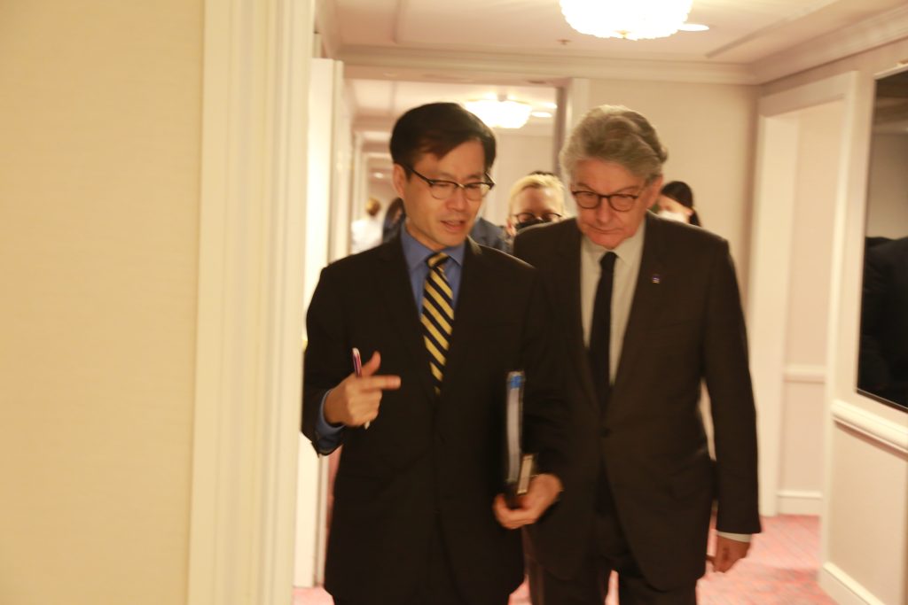 Trade Minister Yeo_Breton