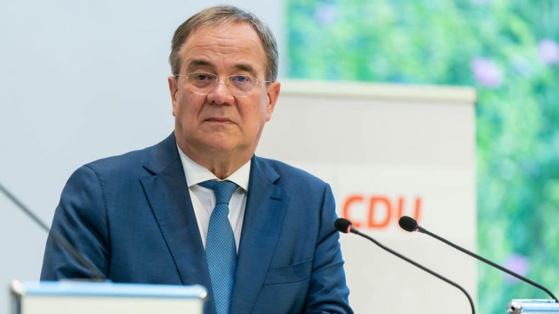 Le conservateur Armin Laschet affiche sa volonté de prendre du recul