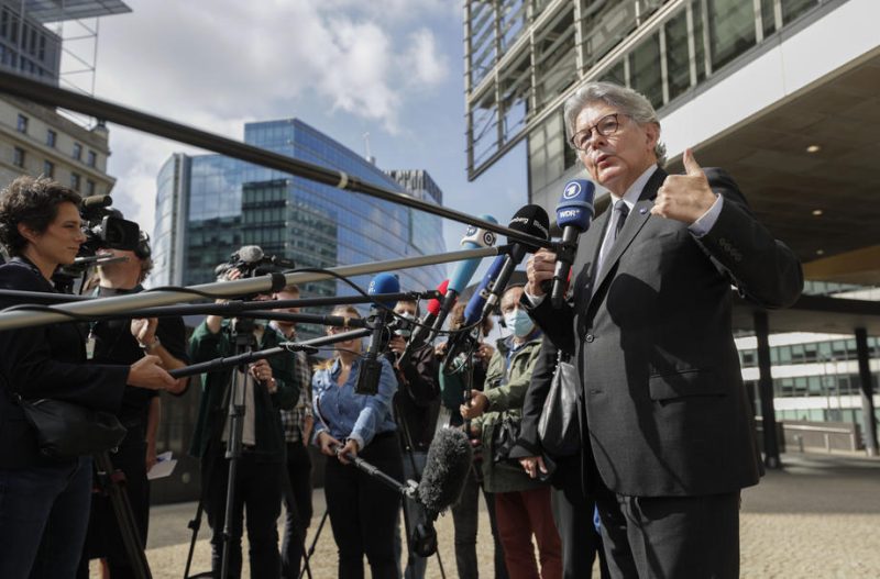 Frances Haugen conforte le projet de régulation de l'UE, selon Thierry Breton