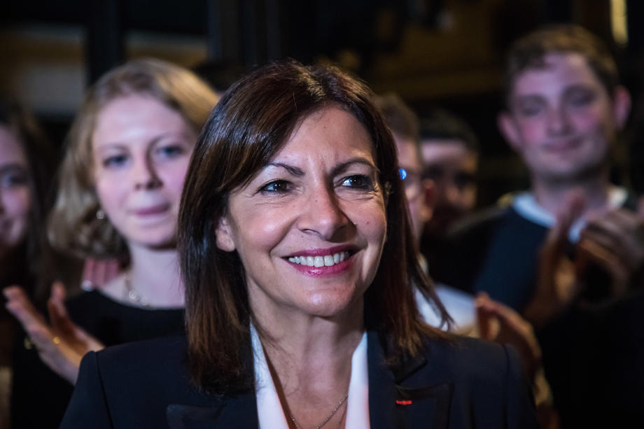 Anne Hidalgo wins the party primaries for 2022 presidential elections.