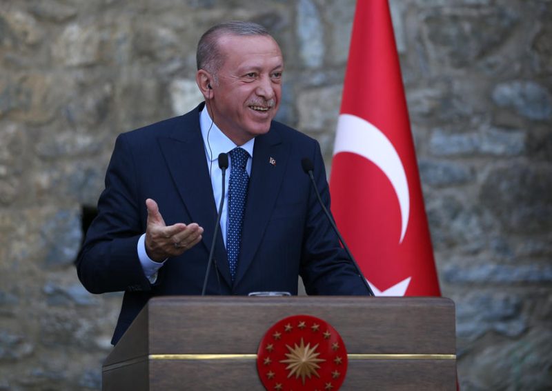 Le président Erdogan menace d'expulser dix ambassadeurs après un appel en faveur d'un opposant