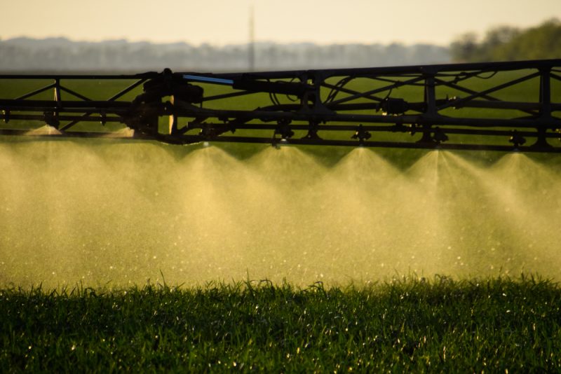 Associations françaises et européennes demandent à la France de clarifier sa position sur le glyphosate
