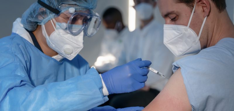 Covid-19 : le Centre européen de lutte contre les maladies demande que les mesures sanitaires soient "appliquées d'urgence"