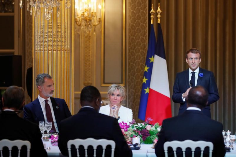 Numérique : la diplomatie d'Emmanuel Macron élargie à la société civile