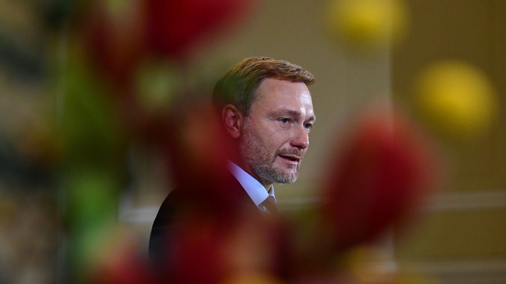 epa09631374 Germany&rsquo;s new Finance Minister Christian Lindner delivers a speech during the handing-over ceremony with his predecessor (unseen), who became Germany&rsquo;s new Chancellor in the German Federal Ministry of Finances in Berlin, Germany, 09 December 2021.  EPA-EFE/TOBIAS SCHWARZ / POOL