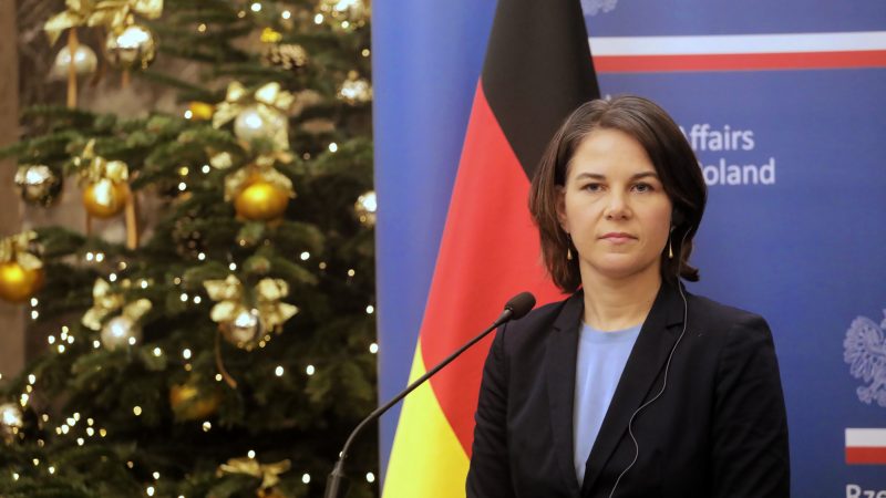 La nouvelle ministre des Affaires étrangères déclare que l'Allemagne est « engagée » dans le partage du nucléaire