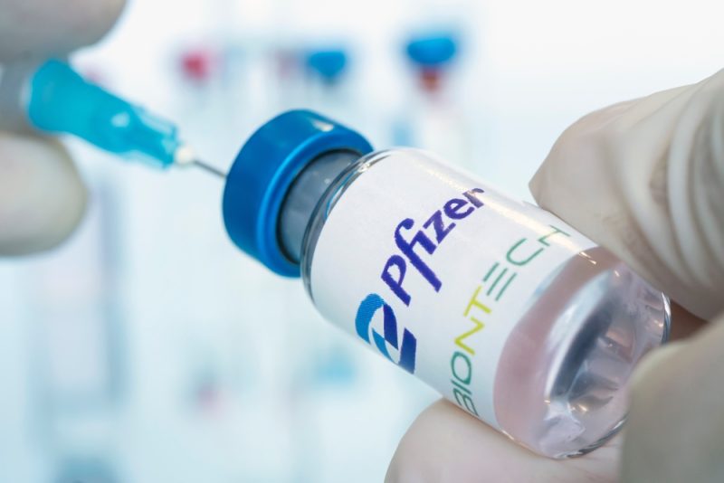Omicron : Bruxelles accélère les livraisons de vaccins dans l'UE