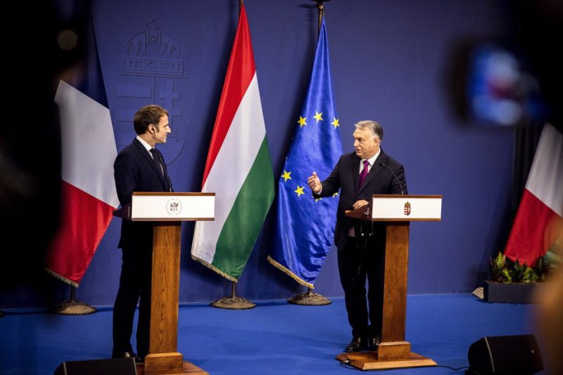Migrants, nucléaire : Emmanuel Macron s'accorde avec le groupe de Visegrad