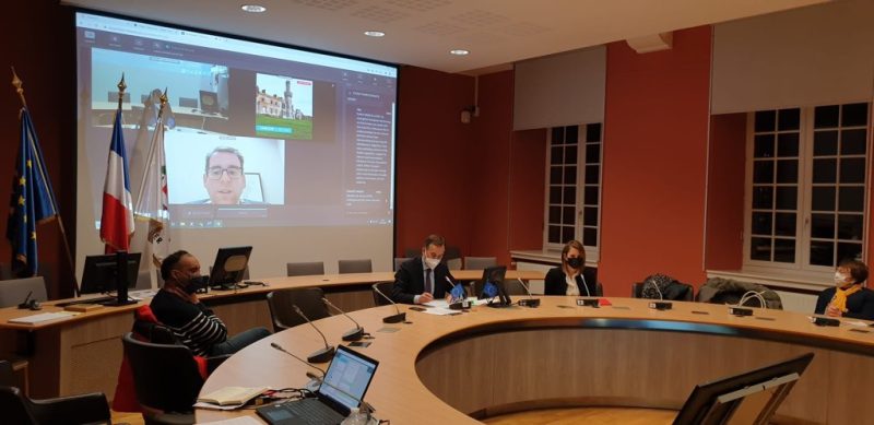 Pour le maire de Saint-Omer, l'UE ne doit pas « se limiter à un compte en banque »