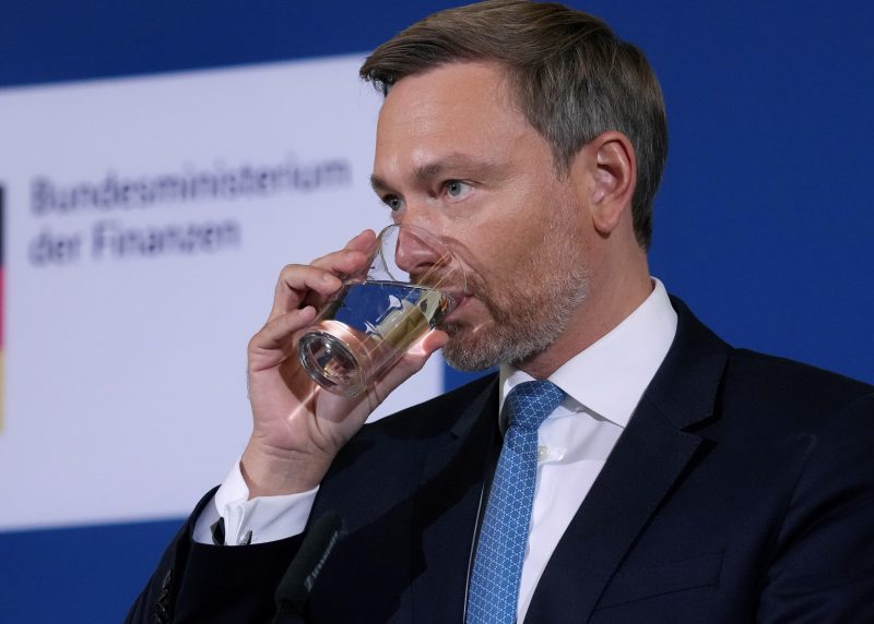 L’augmentation de 60 milliards d’euros du fonds pour le climat de Berlin est « discutable sur le plan constitutionnel »