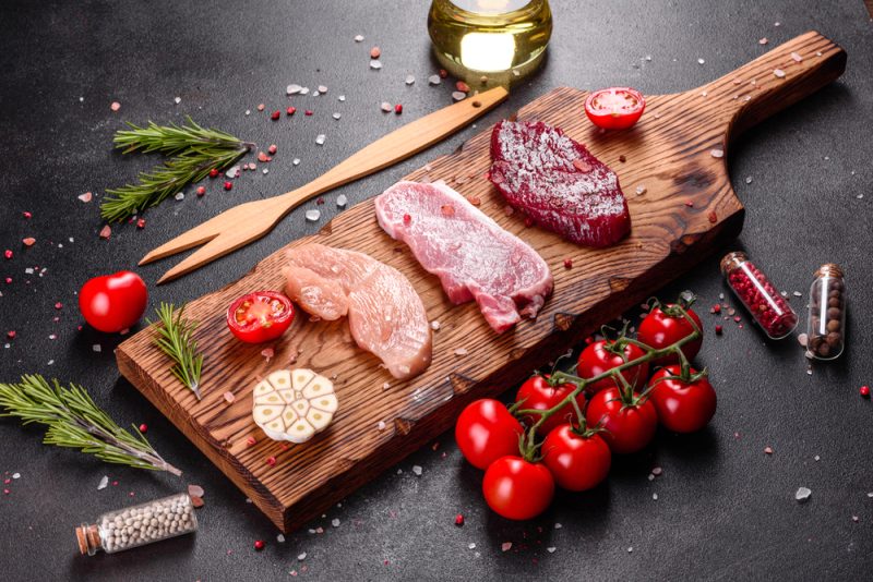 De la cantine au restaurant, l'origine des viandes désormais obligatoire en France