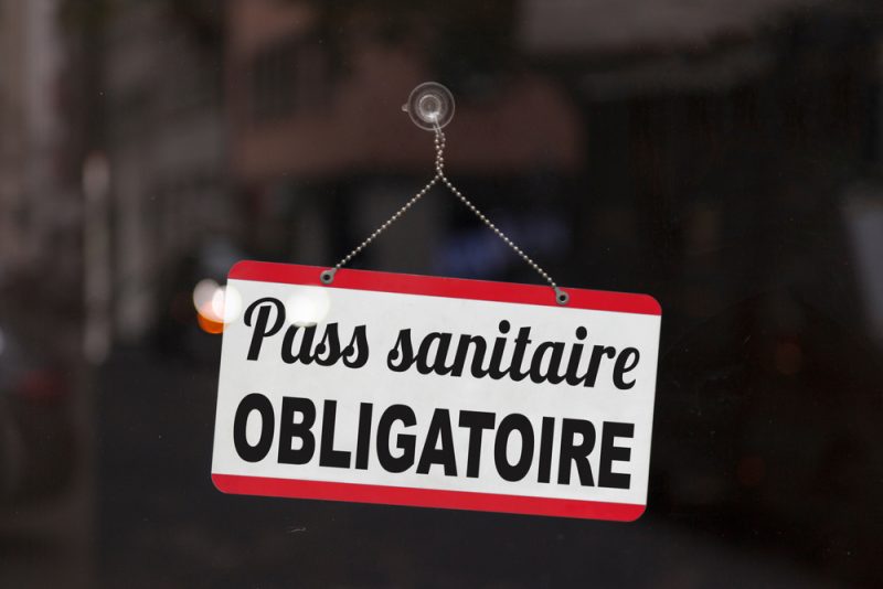 Plusieurs députés français menacés de mort en amont du vote sur le pass vaccinal
