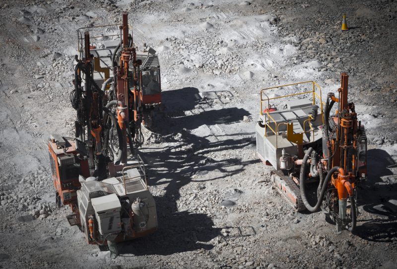 Transition énergétique : va-t-on ouvrir des mines de lithium en Europe?