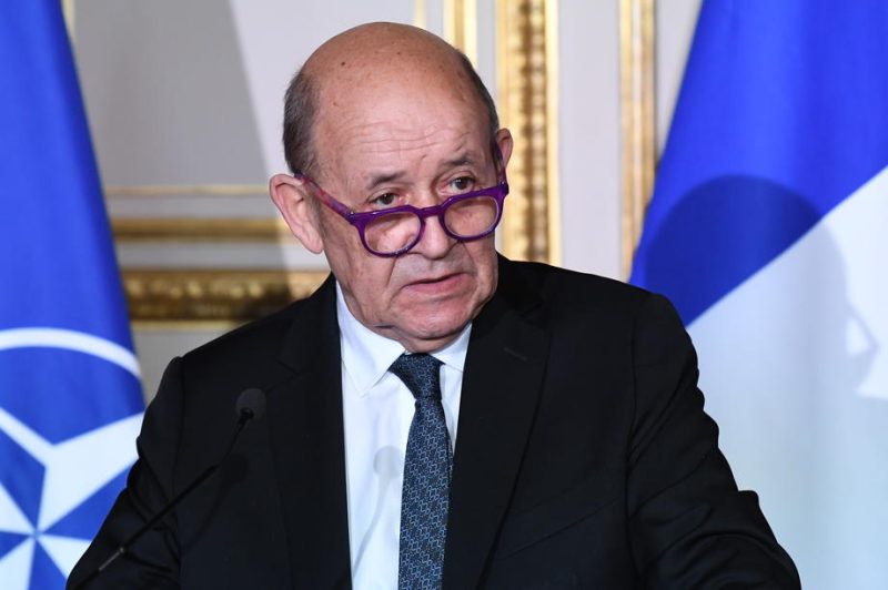 Sécurité en Europe : Paris veut une stratégie de détente plutôt qu'un bras de fer avec Moscou