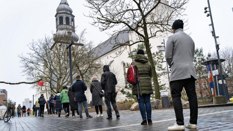 La Première ministre danoise déclare qu’il est temps de repenser les restrictions Covid-19 du pays