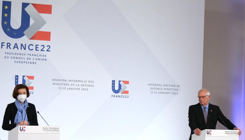 L’UE souhaite poursuivre ses missions militaires au Mali, mais « pas à n’importe quel prix »