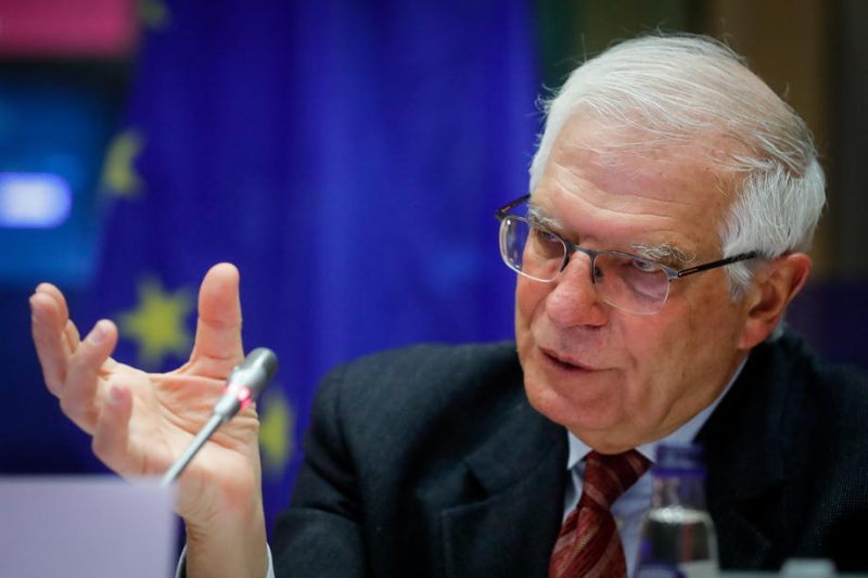 Josep Borrell juge la visite d'Emmanuel Macron à Moscou "positive", mais sans "miracle"