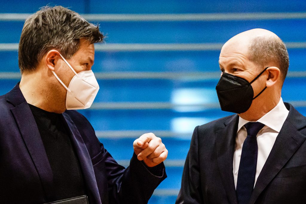 German cabinet meets behind closed doors