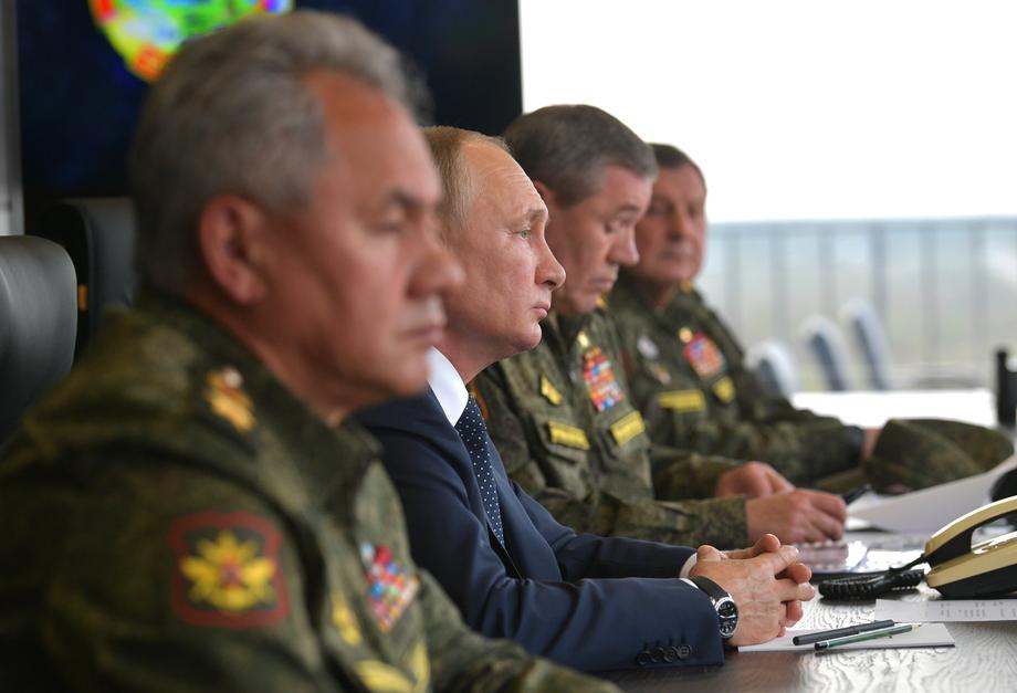 Russian President Vladimir Putin attends Zapad-2021 joint Russian-Belarus military drills