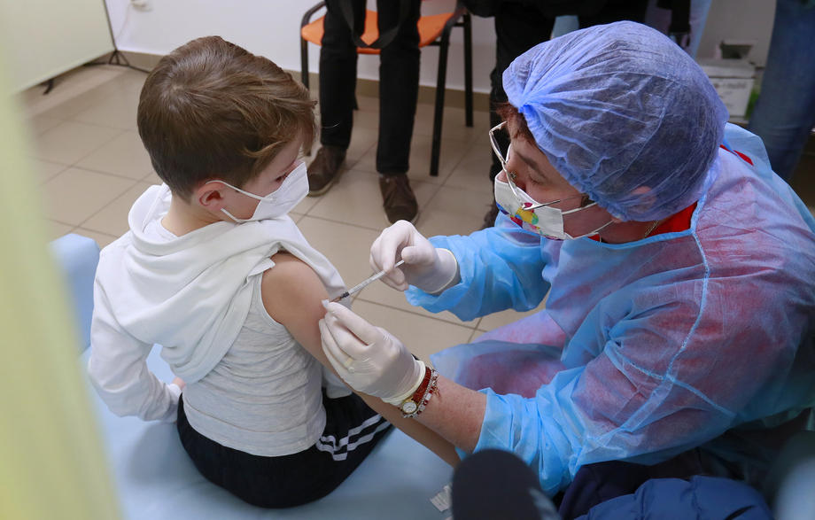 Romania launched vaccination campaign against COVID-19 for children with ages between 5 and 11 years