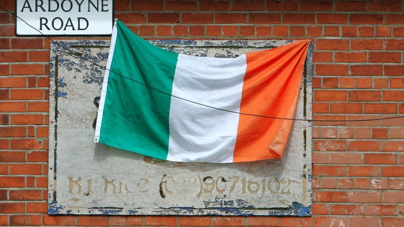 La Russie convoque l’ambassadeur irlandais après qu’un camion a foncé sur l’ambassade russe de Dublin