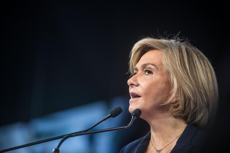 Valerie Pecresse campaigns in Paris