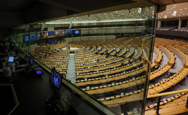 Publicité politique en ligne : le Parlement européen adopte une position officielle