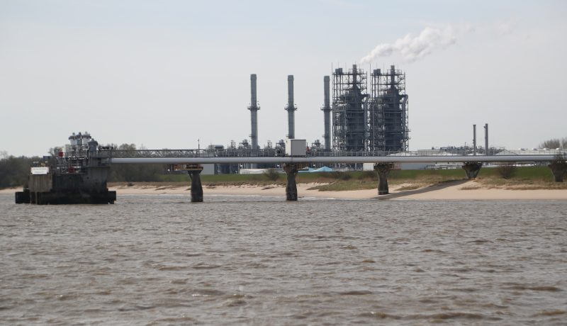 La loi allemande relative au GNL critiquée par les ONG environnementales